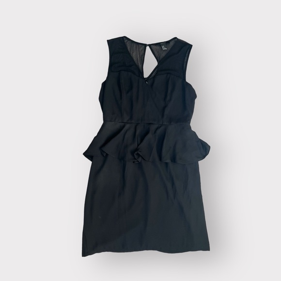 Forever 21 Black Mesh Sweetheart Peplum Dress - Picture 1 of 6